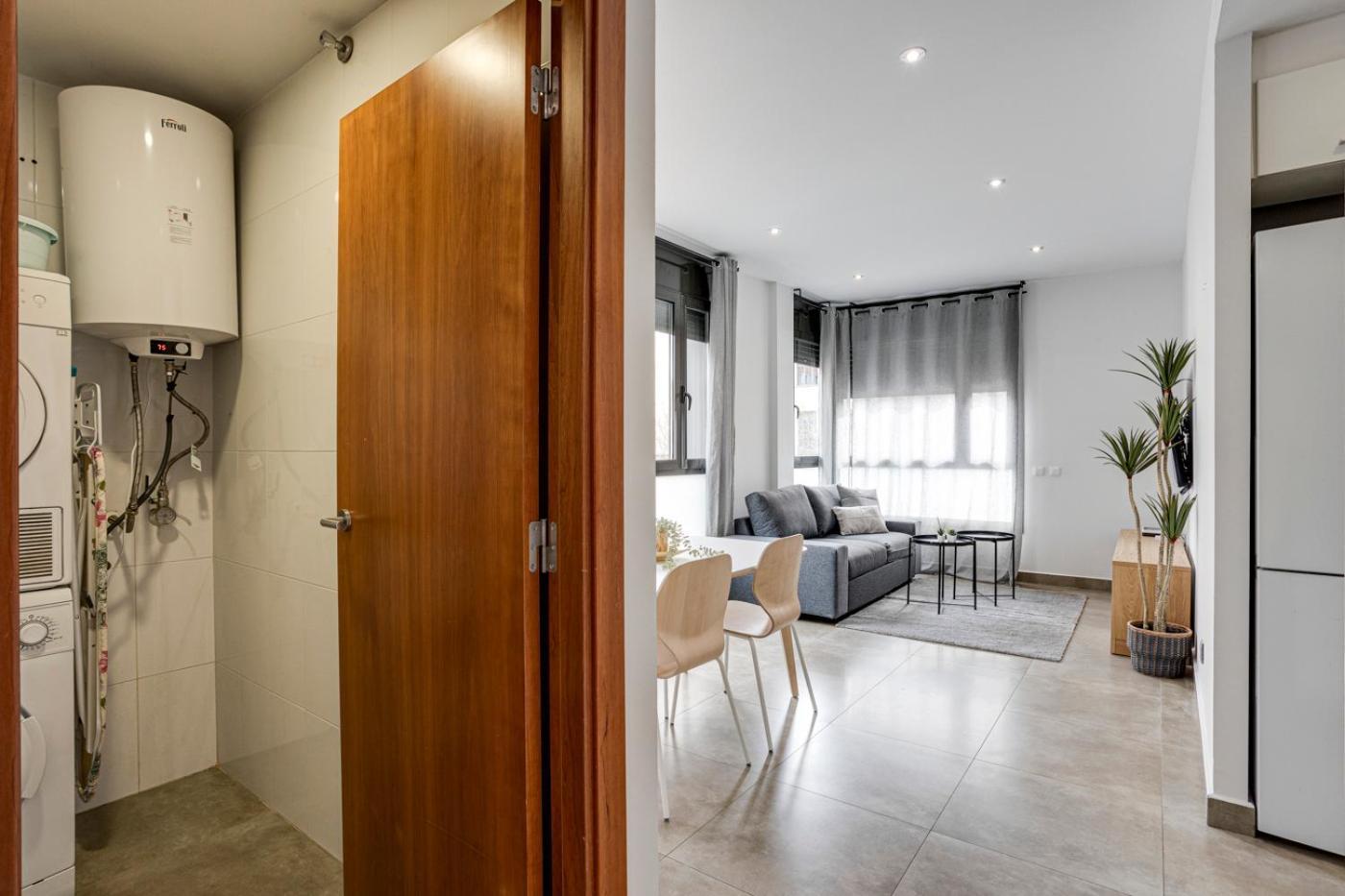 Urban Flats Vallirana Barcelona Exterior photo